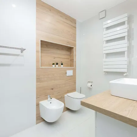 Przestrzenny W Kolobrzegu By Renters Apartment Kolobrzeg